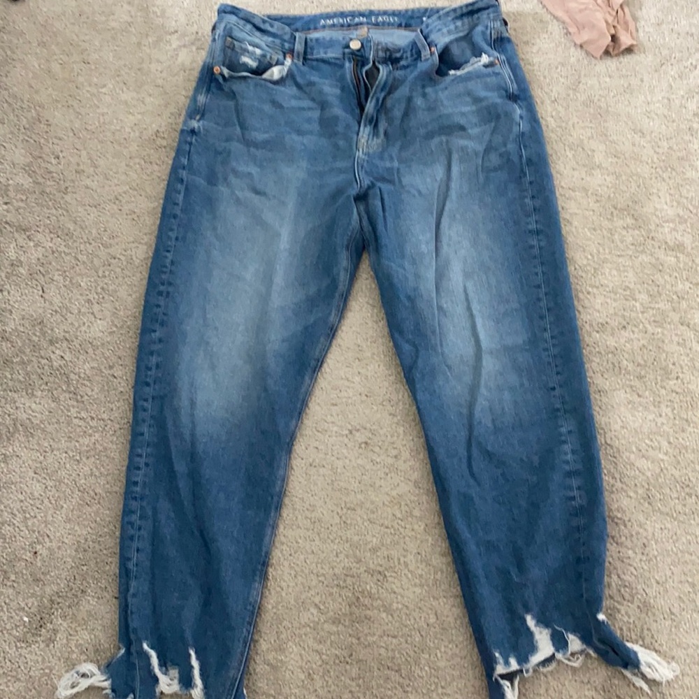 American Eagle Mom Jeans Distressed